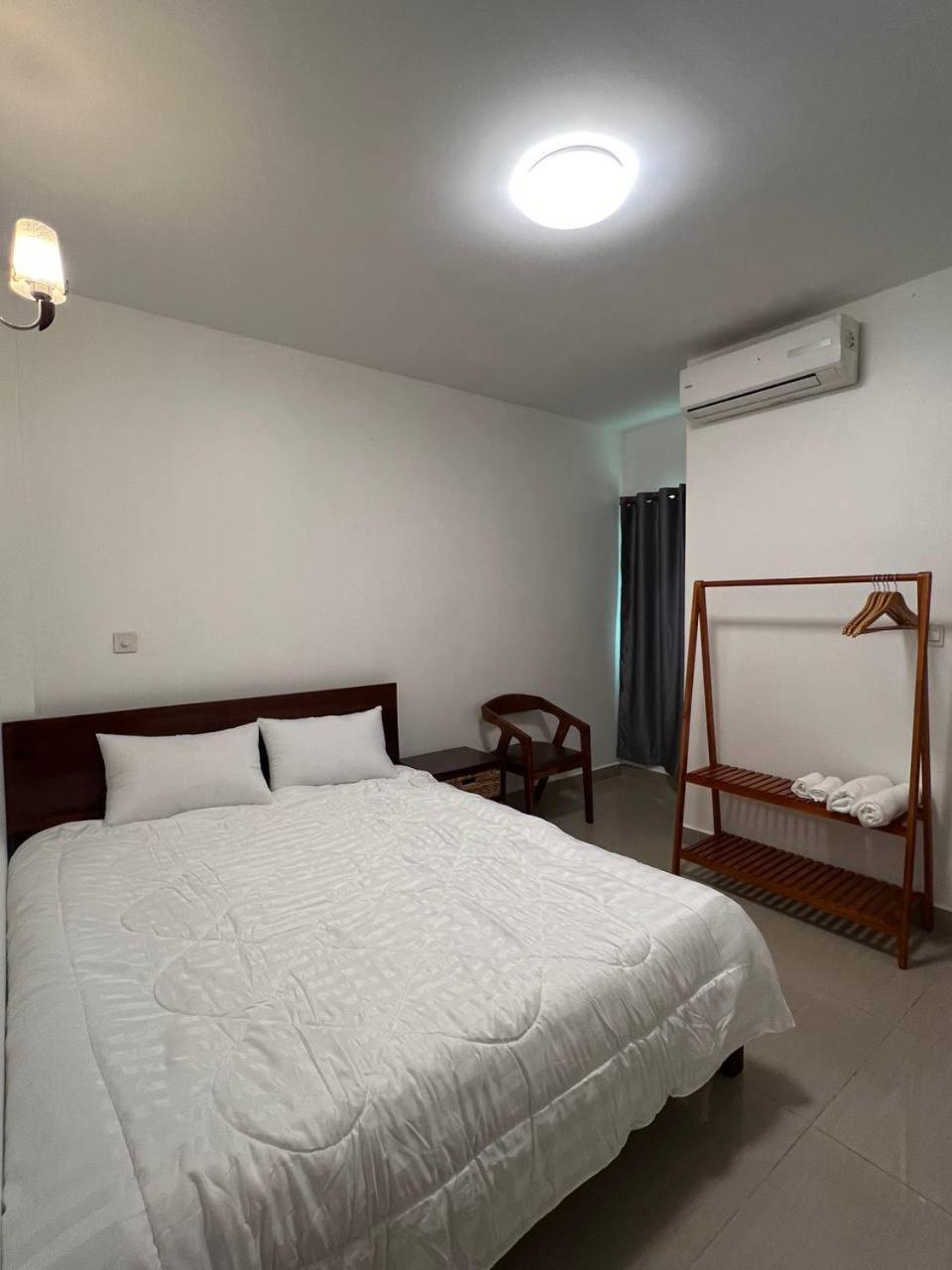 D32 Homestay Near Airport Behind Brown Coffee Airport Phnom Penh Exterior foto