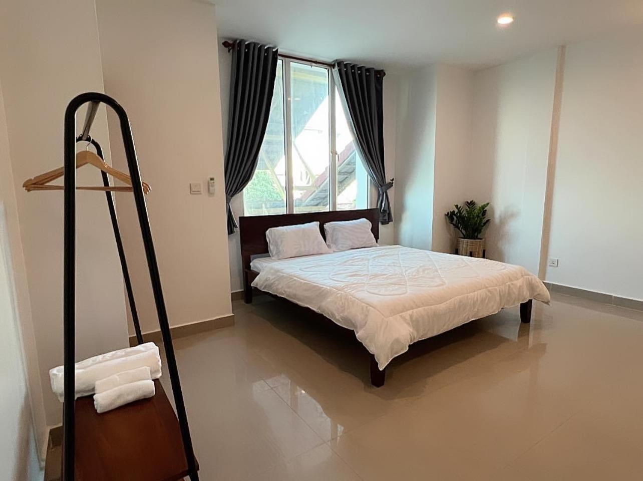 D32 Homestay Near Airport Behind Brown Coffee Airport Phnom Penh Exterior foto
